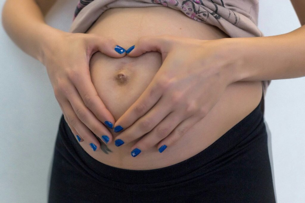 CÓMO EXPLICAR A LOS NIÑOS DE DÓNDE VIENEN LOS BEBES
